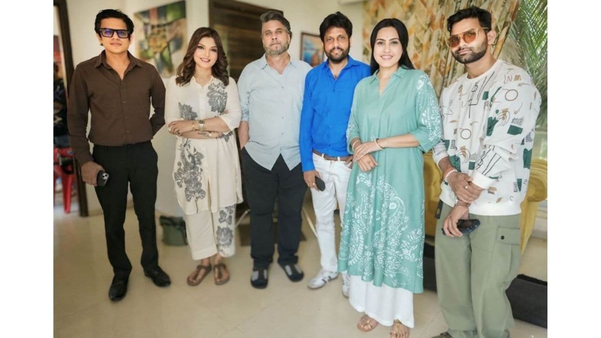 World’s first mainstream feature on menopause begins production in Mumbai. PNN News