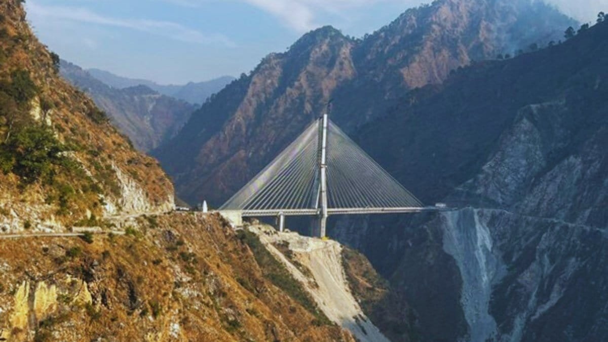 AM_NS India Powers Two of India’s Greatest Rail Engineering Marvels - PNN News