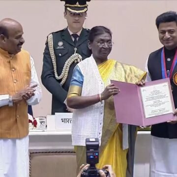 1-1-20 Narayan Seva Sansthan’s President Prashant Agrawal Honored with the National Award for ‘Best Personality- Empowerment of Differently-abled’ by President