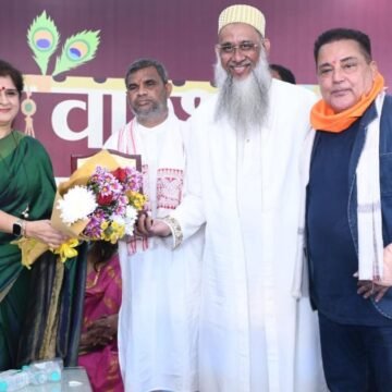 1-12 Mustafa Yusufali Gom honored with Udyog Ratna Award 2023
