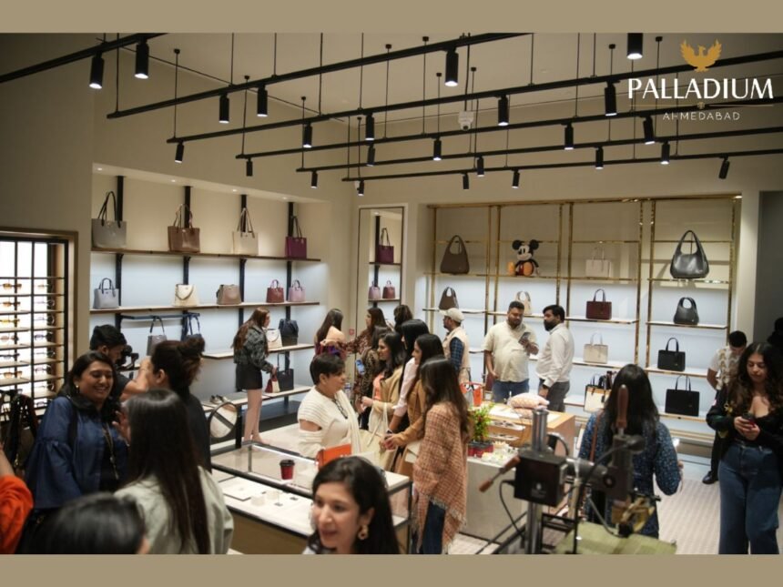 1-174 COACH Opens Ahmedabad Store; The first Coach Store in Gujarat