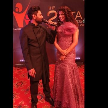 image-25 Mithoon dedicates ITA award to wife Palak Muchhal, says ‘Kyunki tum hi ho!’