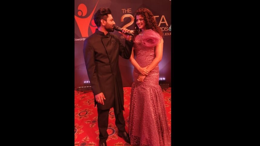 image-25 Mithoon dedicates ITA award to wife Palak Muchhal, says ‘Kyunki tum hi ho!’