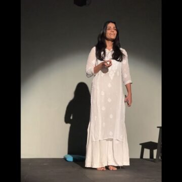 Actress Anjali Sharma, renowned for her role in Operation Mayfair, captivated audiences’ attention at a powerful Theatre Show centered on the Gaza incident