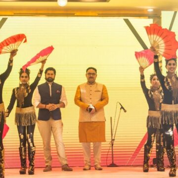 Image-1- Parmanu Defence celebrates its grand annual function with Bollywood star Aftab Shivdasani