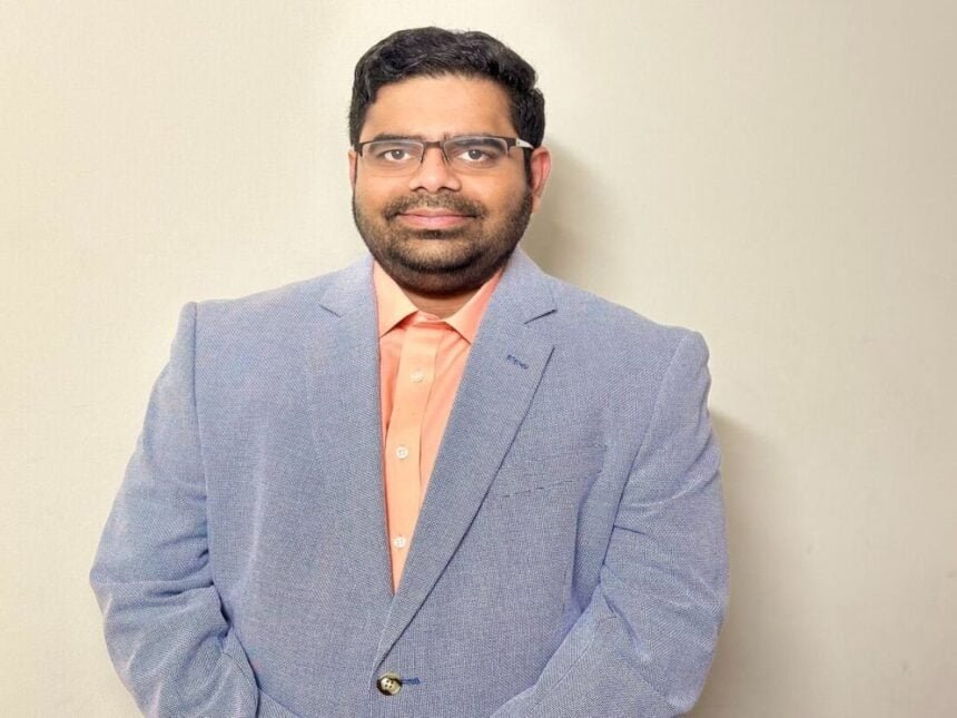 Data Management Maestro, The Expertise and Leadership of Siva Karthik Devineni