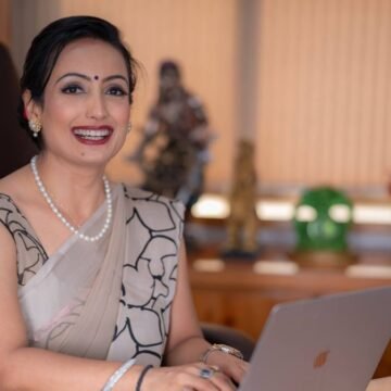 Mastering Professional Boundaries: Nurturing Friendship with a Colleague in a Position of Authority