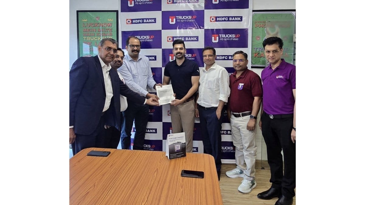 image-ya TrucksUp Joins Hands with HDFC Bank to Empower Truck Owners