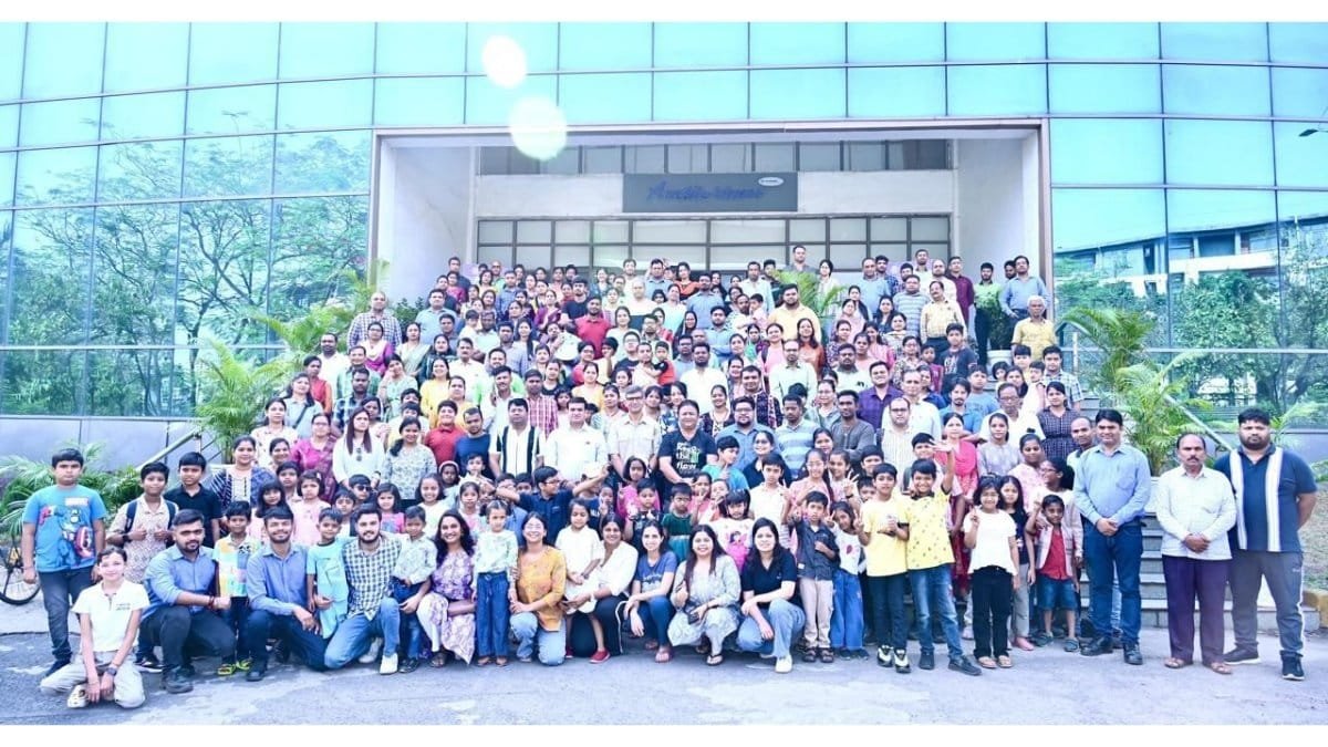 IMaGE-Vedanta- On International Day of Families, Vedanta Aluminium welcomes employees’ parents to its mega aluminium plant