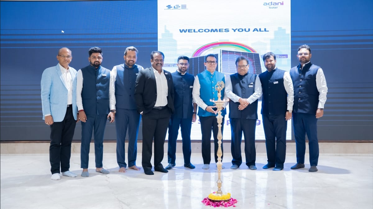 PNN-2025-10-14T142524262 Sunfraa Green Energy Leads the Charge with Adani Solar to Advance PM’s ‘Har Ghar Solar’ Mission in Gujarat