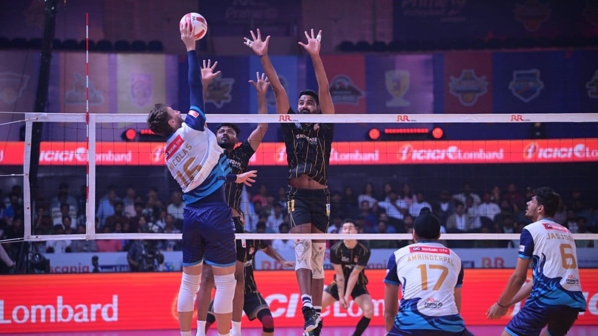 PNN-2025-10-23T145447526 PVL 2025 Season 4 (Match 33): Kochi Blue Spikers end campaign with motivating 3–1 win over Ahmedabad Defenders