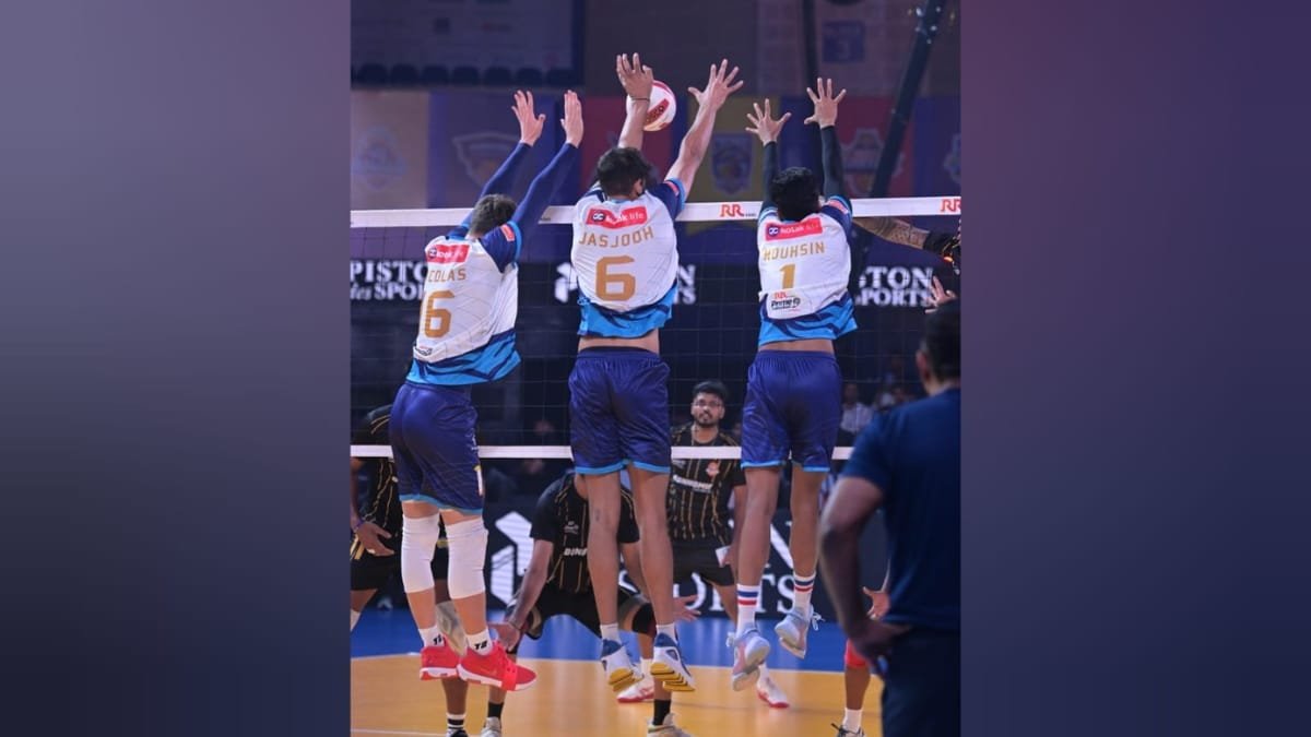 PNN-2025-10-24T131837393 PVL 2025 Season 4 (Match 33): Kochi Blue Spikers finish campaign on a high with commanding 3–1 win over Ahmedabad Defenders