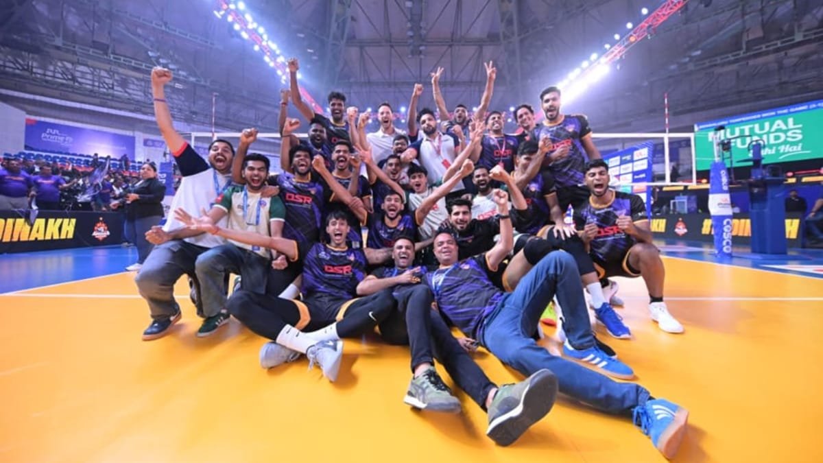 PNN-2025-10-25T125739362 PVL 2025 Season 4 (Match 37): Bengaluru Torpedoes overpower Ahmedabad Defenders to seal Final berth against Mumbai Meteors