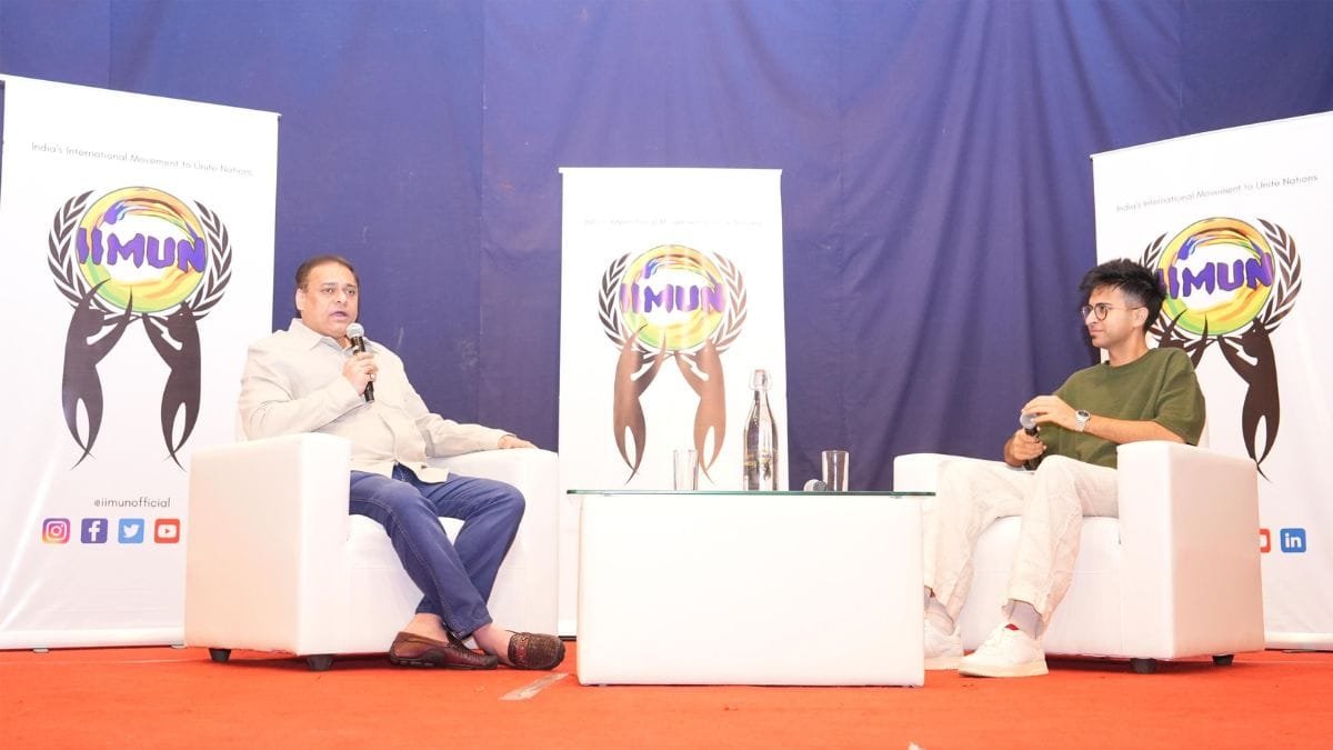 PNN-4 Mumbai BJP President and MLA Ameet Satam makes the announcement during interaction with first-time voters