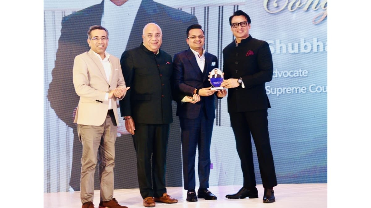 PNN-1-25 Advocate Shubham Awasthi Honored with Prestigious “40 Under 40 Lawyer Award”