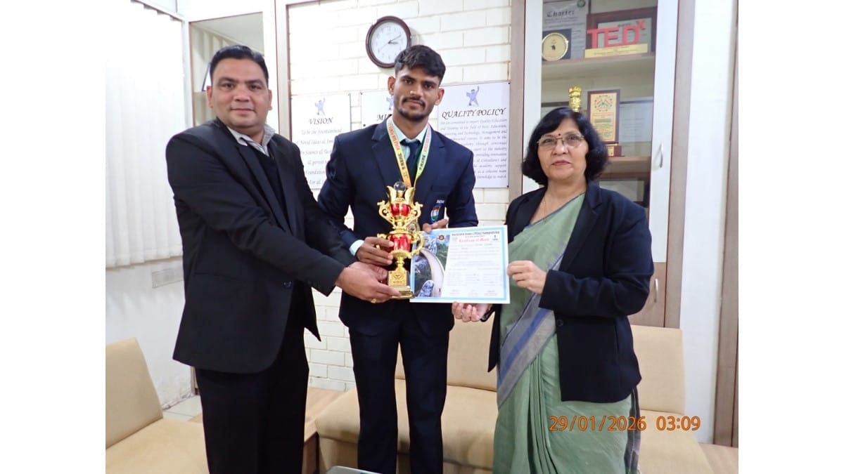 PNN-2026-01-31T152052289 IPS Academy’s Vishal Dhakad Wins Gold at World Raw Powerlifting Championship