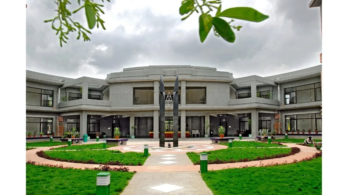 IIM Lucknow, TimesPro invite applications for the 10th intake of the Chief Strategy Officers Programme