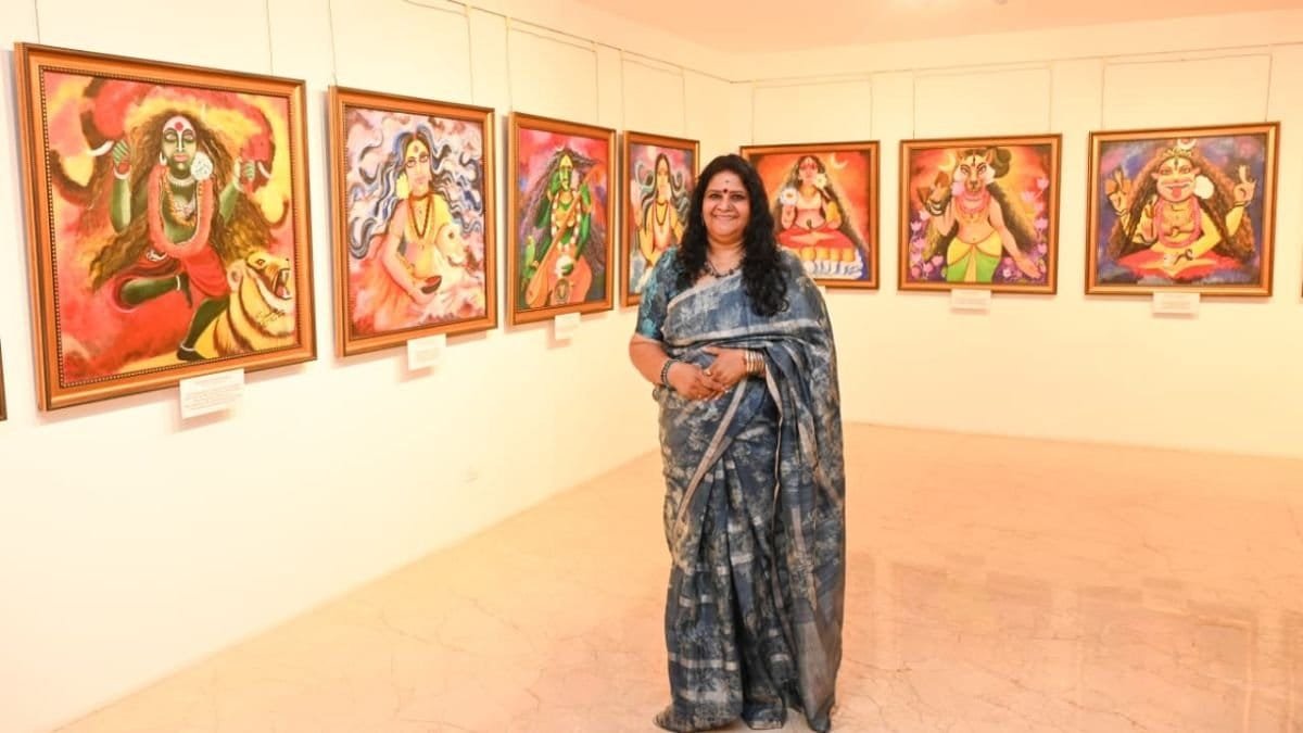 PNN-8 Chennai-Based Artist Beena Unnikrishnan Brings Her Travelling Solo Exhibition ‘Ekaa – The One’ to Mumbai, Celebrating the 64 Yoginis Through Art