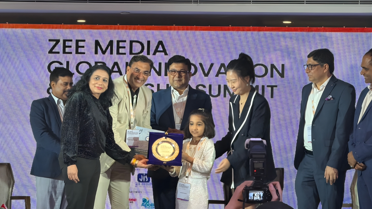PNN-49 Indian Homeopathic Physician Dr. Arpit Chopra Jain Honoured at International Summit in China