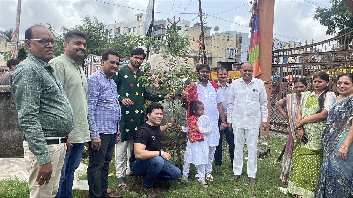 PNN-2026-07-21T142314.661 ‘Greenman’ Viral Desai Leads Mega Tree Plantation on Ashadhi Beej at Mini Ranuja