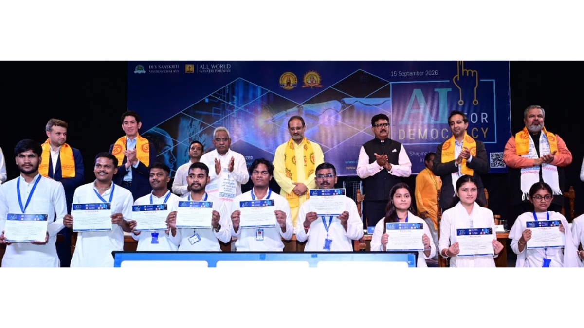 PNN-57 Global Experts Deliberate on Democracy in the Age of AI at DSVV
